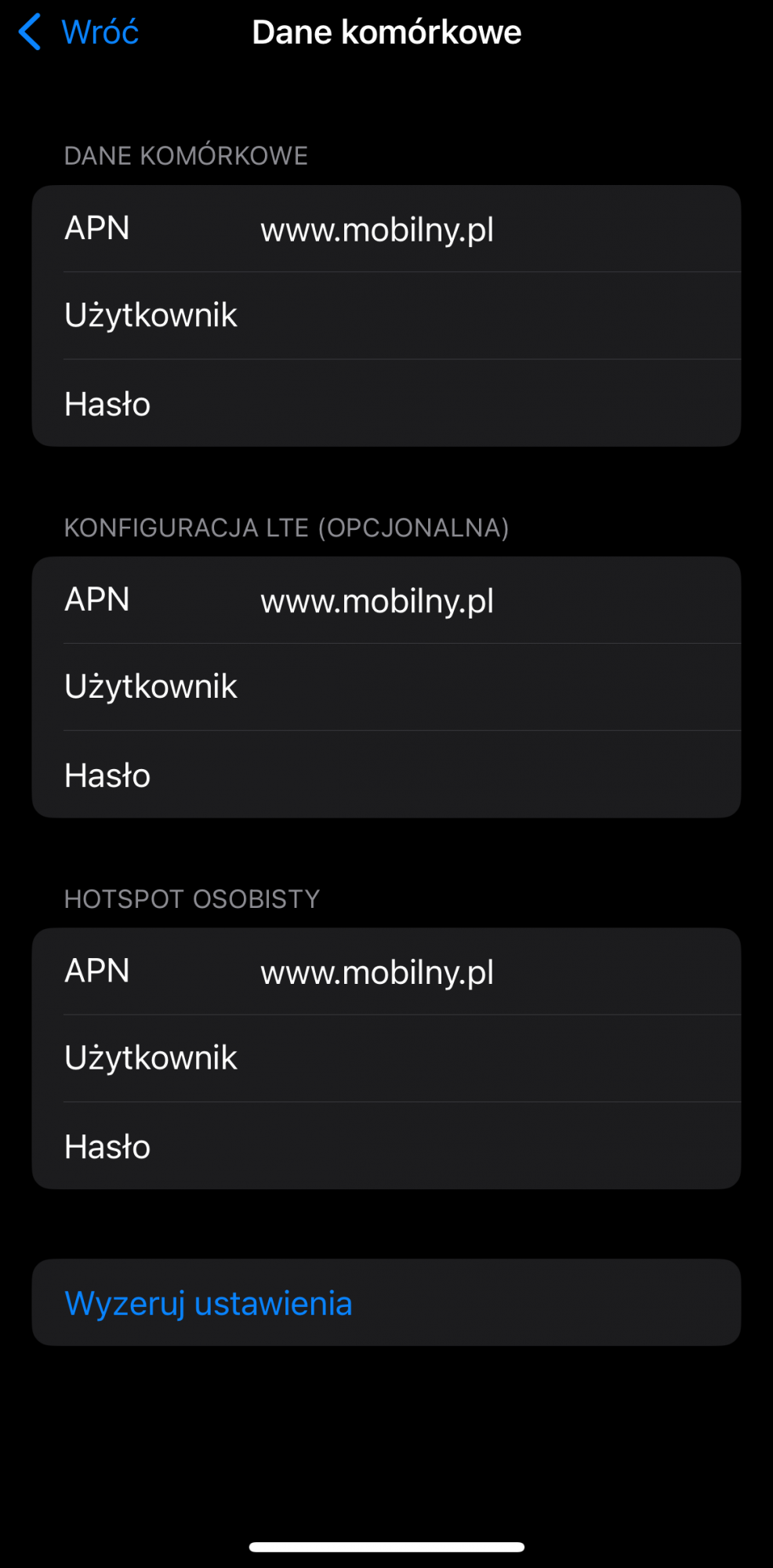 Konfiguracja punkt&oacute;w dostępu w iphone, APN danych kom&oacute;rkowych, konfiguracja LTE i Hotspot osobisty - APN ustawione na www.mobilny.pl, pozostałe ustawienia puste.